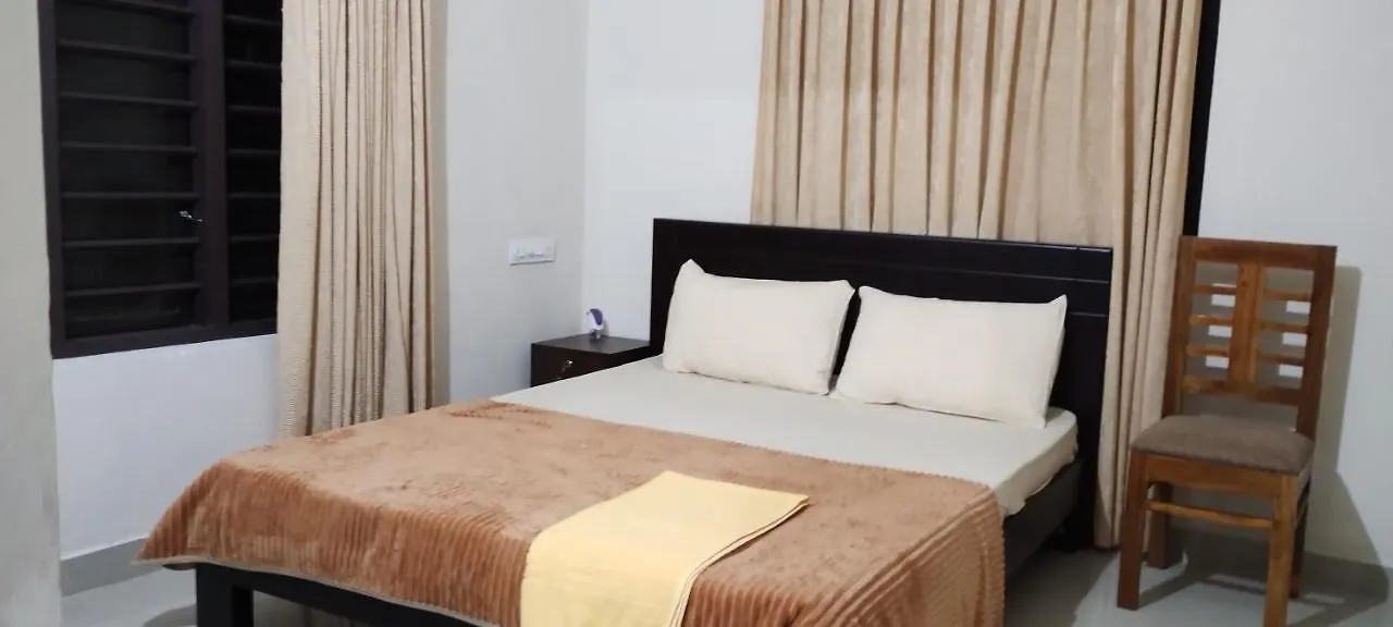 Eve'S Residency Villa Meppadi